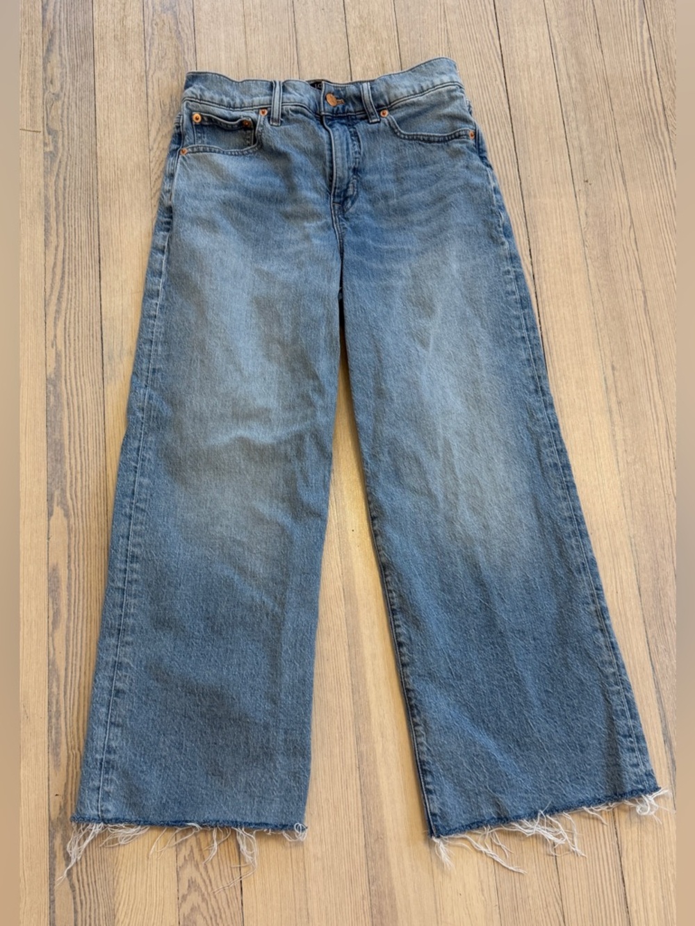 High-Rise Wide Leg Women Jeans in Medium Blue